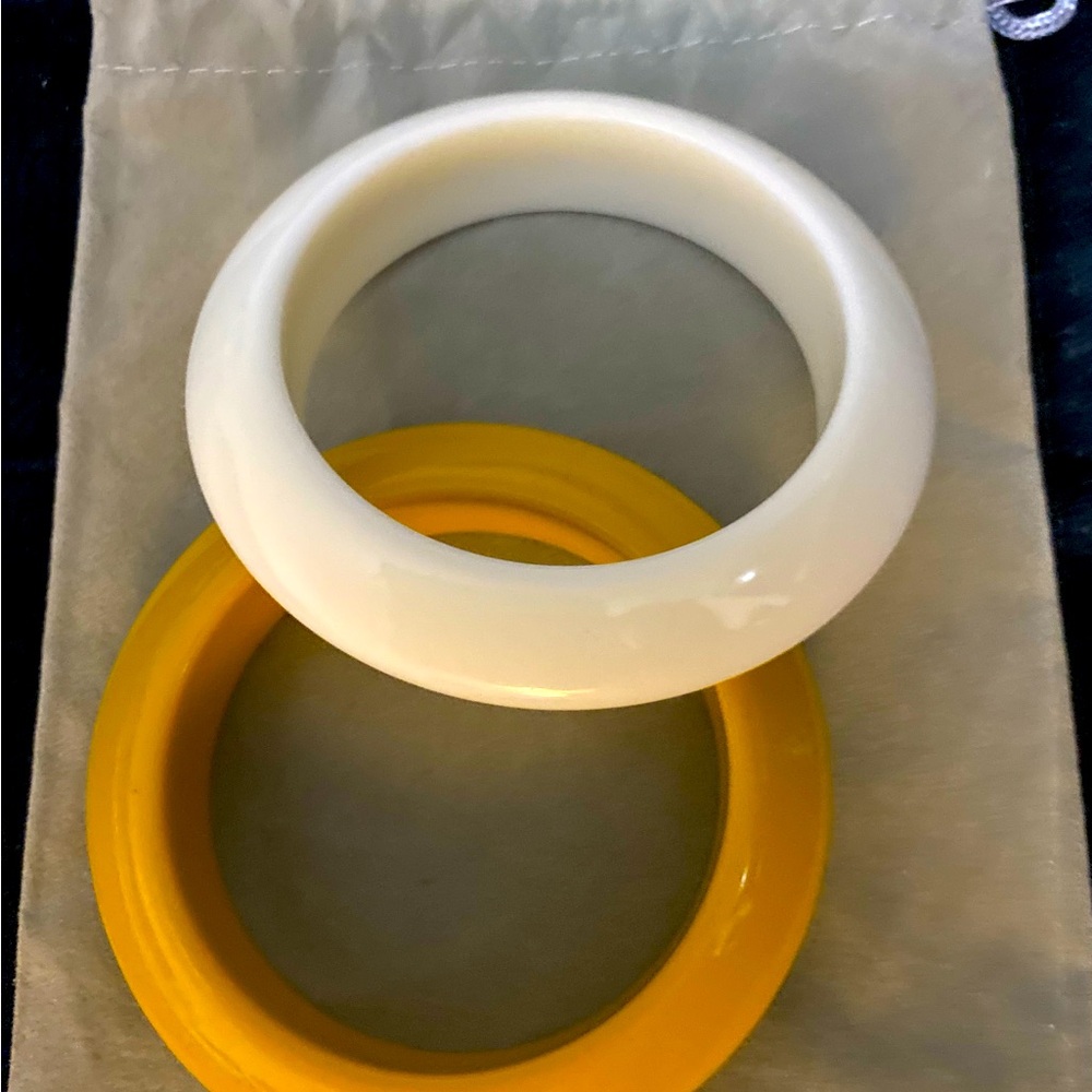 Pair of White / Mustard yellow Resin Bangles